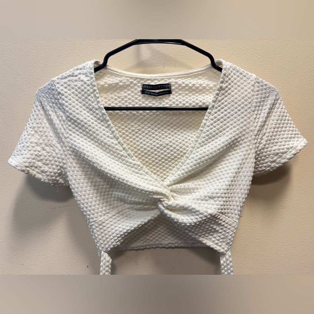 Urban Outfitters Crop Top White V-Neck Long Stripes Size XS